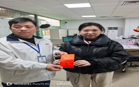 工会慰问住院员工，传递组织关切